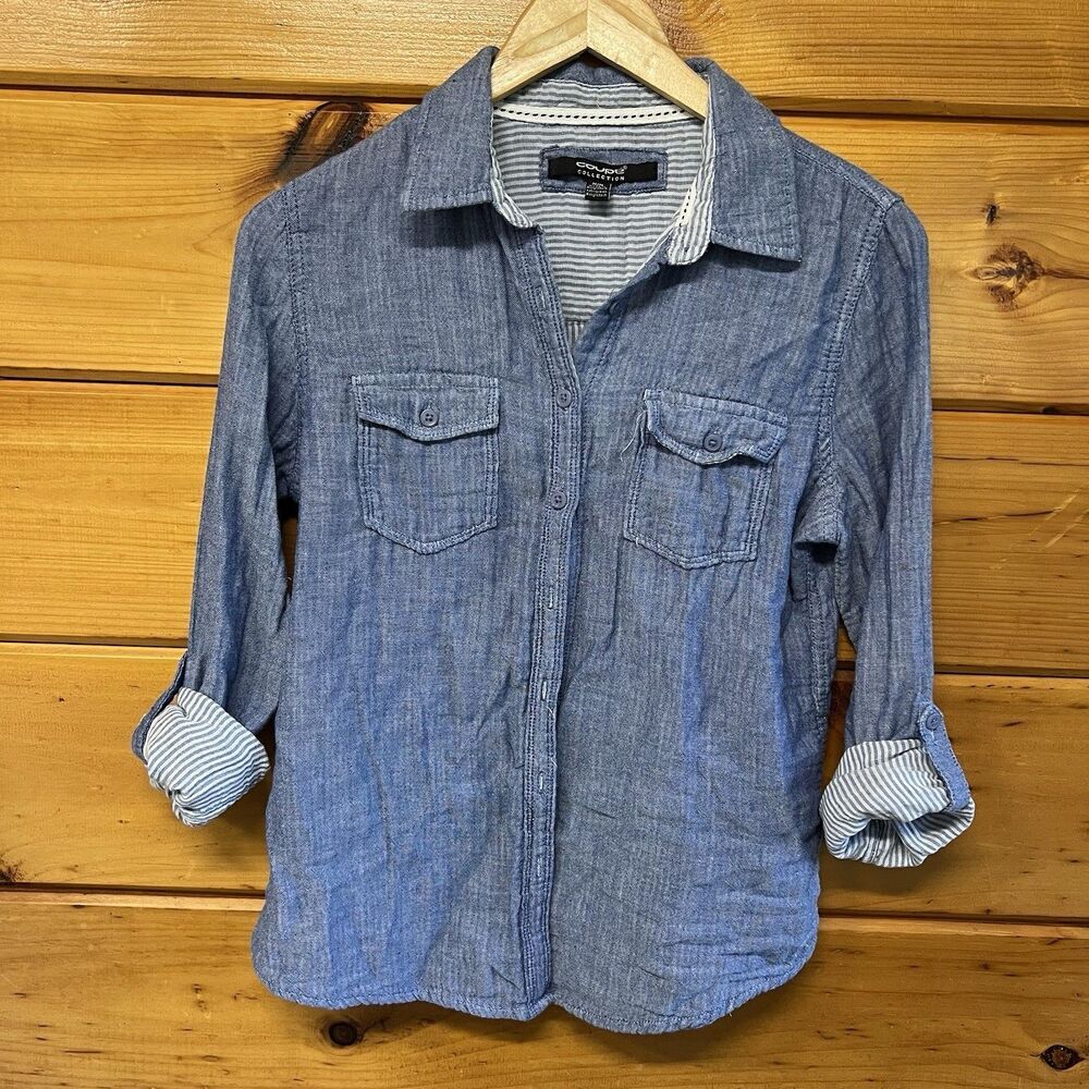 Coupe Collection Women's Heather Blue Button Down Blouse Size M